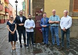 Gáldar amplía la señalética turística del casco poniendo tótems informativos