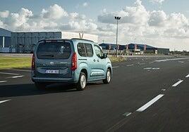 Todo en lo que mejoran las furgonetas Proace y Proace City de Toyota