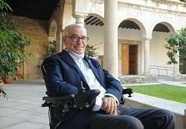 Un banquero, un futbolista, un alcalde y un creador digital: los héroes contra la ELA