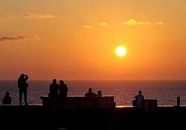 ¿Un otoño disfrazado de verano? Se esperan temperaturas más altas y menos lluvias en Canarias