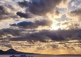 Nubosidad y bajada de temperaturas, pero sin rastro de agua para el domingo