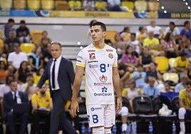 El CV Melilla testea el nivel del Guaguas en el debut nacional