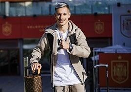 De la Fuente llama a Bryan Zaragoza y a Bryan Gil por las bajas de Ferran y Carvajal