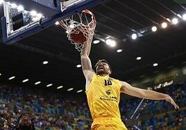 Liderato en juego en el Arena