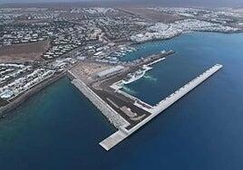 Puertos Canarios mantiene la validez de Playa Blanca para acoger cruceros
