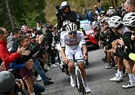 Pogacar conquista el Giro de Lombardía por cuarta vez consecutiva