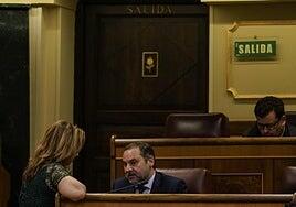 El valor del escaño de Ábalos en una mayoría volátil y un mes para conceder el suplicatorio a la justicia