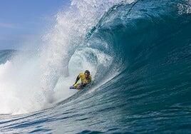 El seis veces campeón mundial Gilherme Tamega protagoniza la mejor ola