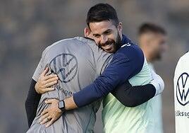 Diego Martínez recupera efectivos para Mestalla