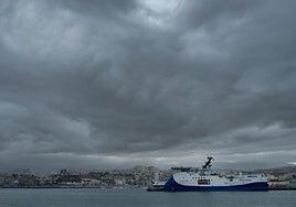 Un martes pasado por agua: Canarias declara la prealerta por lluvias