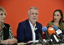 Torres descarta dimitir e insiste: «No hablé con nadie para contratar en la pandemia»