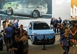 Leapmotor presenta el B10, su primer C-SUV global, en el Salón del Automóvil de París