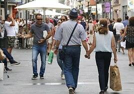 Una décima parte de la población en Canarias atesora el 60% de la riqueza; la mitad, el 4%