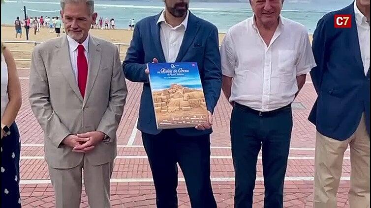 Presentación del Belén de Arena de la playa de Las Canteras