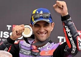 Jorge Martín arrasa el sábado con pole y victoria al sprint