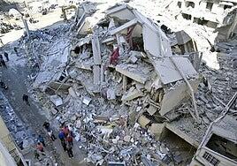 Israel destaca que «Beirut está en llamas» tras bombardear la red financiera de Hezbolá