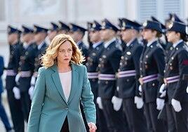 Meloni blinda con un decreto ley su programa para recluir en Albania a migrantes irregulares