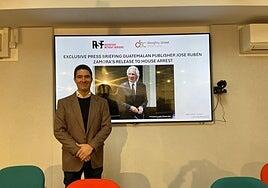 El periodista guatemalteco Zamora obtiene el arresto domiciliario tras más de dos años en prisión sin cargos