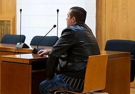 Un fontanero, acusado de estafar 80.000 euros a una mujer por cambiar un termo