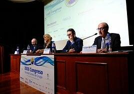 Los cirujanos advierten de la falta de quirófanos y camas de hospitalización en el archipiélago