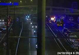 Arde un vehículo tras una colisión múltiple en Tenerife