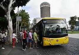 El transporte de mercancías se descuelga del paro del lunes y solo se mantiene para el de viajeros