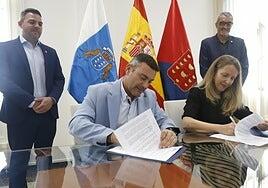 Obras de residencia de mayores y del centro de Cáritas; a la par