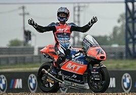 La victoria de Arón Canet no impide el título de Ai Ogura