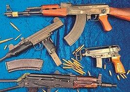 Las armas de guerra se extienden por los barrios: «Es casi tan fácil como comprar en Amazon»