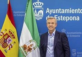 Un juez investiga al alcalde de Estepona del PP por acoso sexual a un funcionario