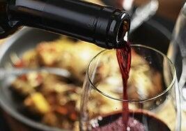 La Noche de Vino, Tapas y Cultura deja los locales de San Juan sin existencias, con buen sabor de boca y ganas de otra edición