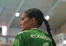 Balonmano Zuazo pone a prueba al Rocasa en su regreso liguero