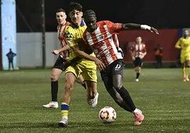 Pezzolessi se gana a pulso la confianza del míster tras su exhibición ante el Ontiñena