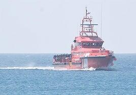 Llegan más de medio millar de migrantes en ocho pateras desde este viernes