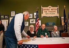 La batalla final se celebra en Pensilvania con un Trump que se declarará ganador pase lo que pase