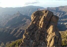 El icónico Roque Nublo, desde lo más alto