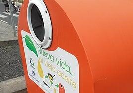 Contenedores para basura y aceite en Teguise, pide el PSOE