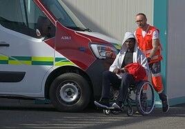 Arriban 15 menores migrantes a Canarias, a bordo de tres cayucos