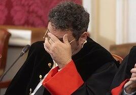 El Fiscal General del Estado salva su reprobación en el Congreso