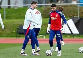 Raya aviva un debate que no existe para De la Fuente