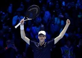 Sinner completa su temporada de ensueño con el título de maestro