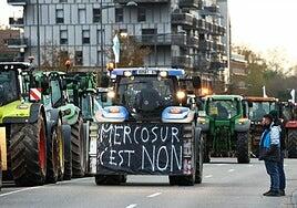 Los agricultores franceses suben la presión contra el tratado con Mercosur