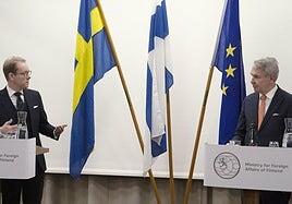 Suecia y Finlandia explican a su población cómo prepararse para una guerra: víveres, evacuaciones y señales de alarma