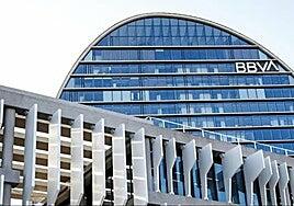 Competencia alega que prolonga su análisis de la opa de BBVA a Sabadell por el impacto en el crédito a pymes