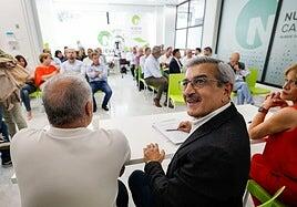 NC mantendrá la mano tendida a los críticos hasta el final pero «sin imposiciones»