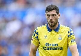 Scott McKenna, el escudo para frenar al gigante Muriqi