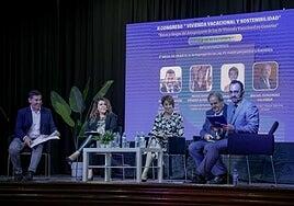 Bueno: «Estamos hasta las narices desde que se legisle desde arriba y no desde la base»