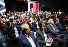 «No hay que olvidar que el turismo alejó a Canarias de la emigración y de la miseria»