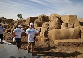 Ya se puede visitar el Belén de Arena en Las Canteras