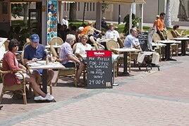 Un Gobierno dedicado solo a contar turistas